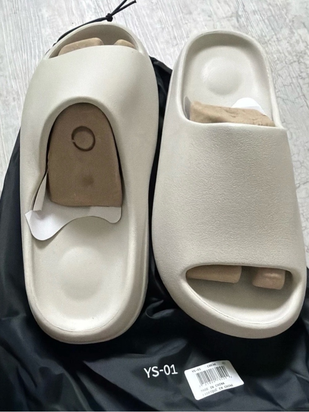Authentic Yeezy Slides